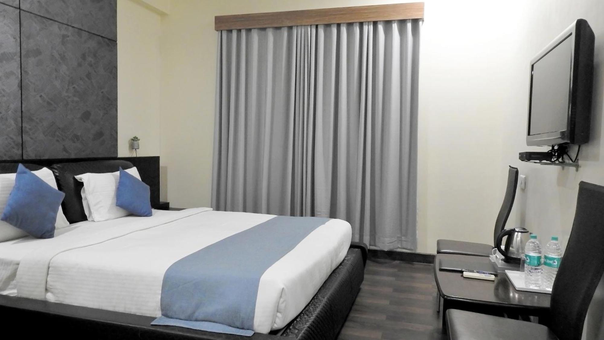 Hotel Sai Miracle Shirdi Exterior foto
